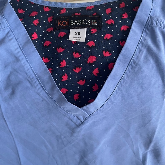 Koi Basics scrubs XS - Picture 2 of 3